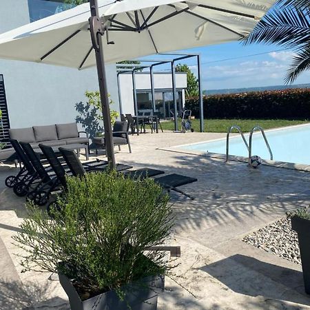 Apartma Chiara Appartamento Ancarano Esterno foto